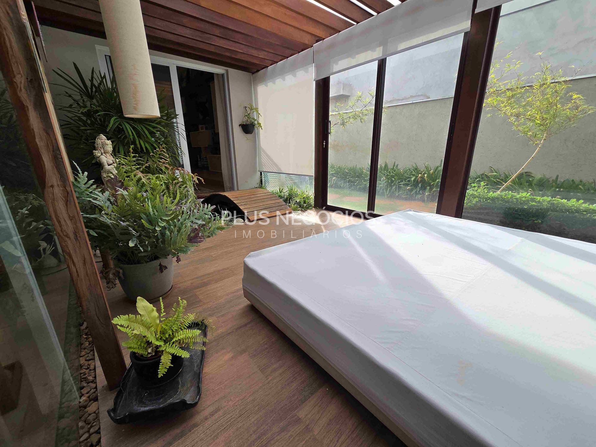 Casa à venda com 3 quartos, 360m² - Foto 19