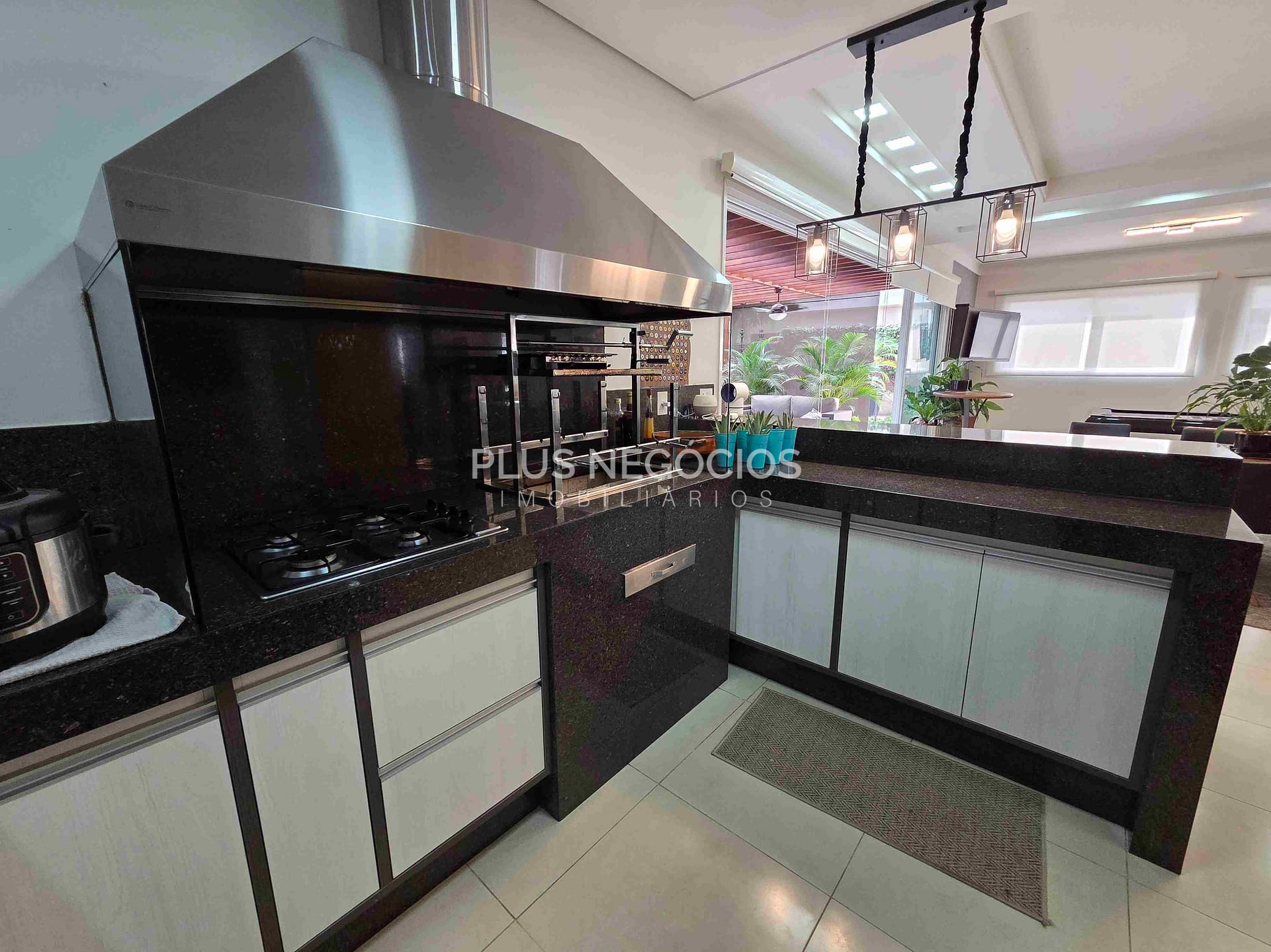 Casa à venda com 3 quartos, 360m² - Foto 36