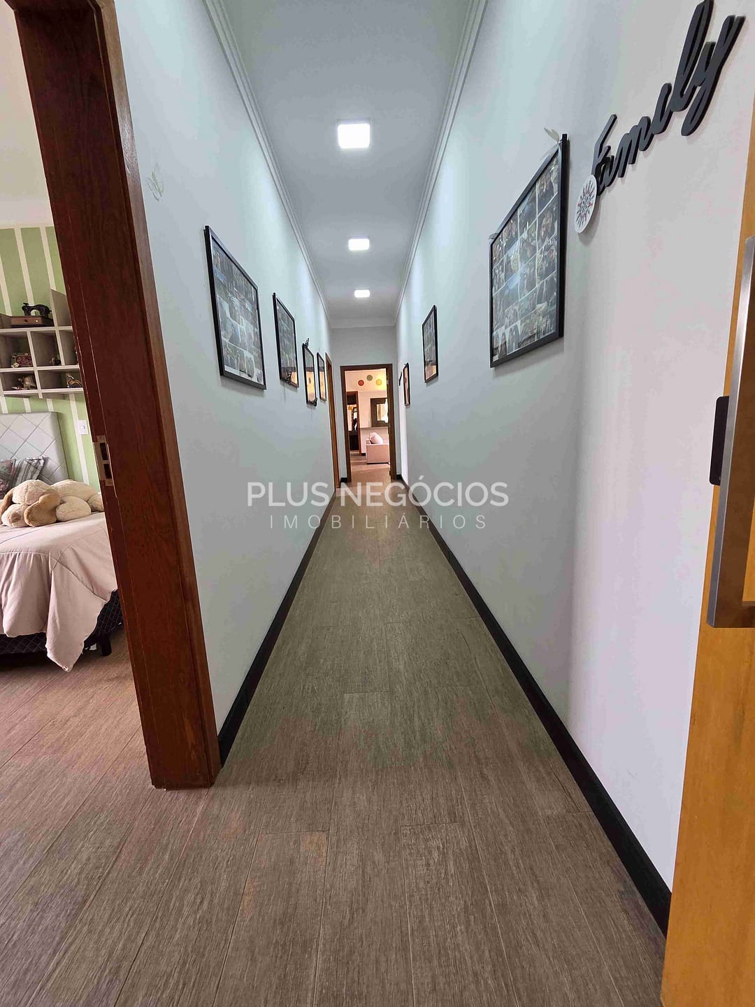 Casa à venda com 3 quartos, 360m² - Foto 61