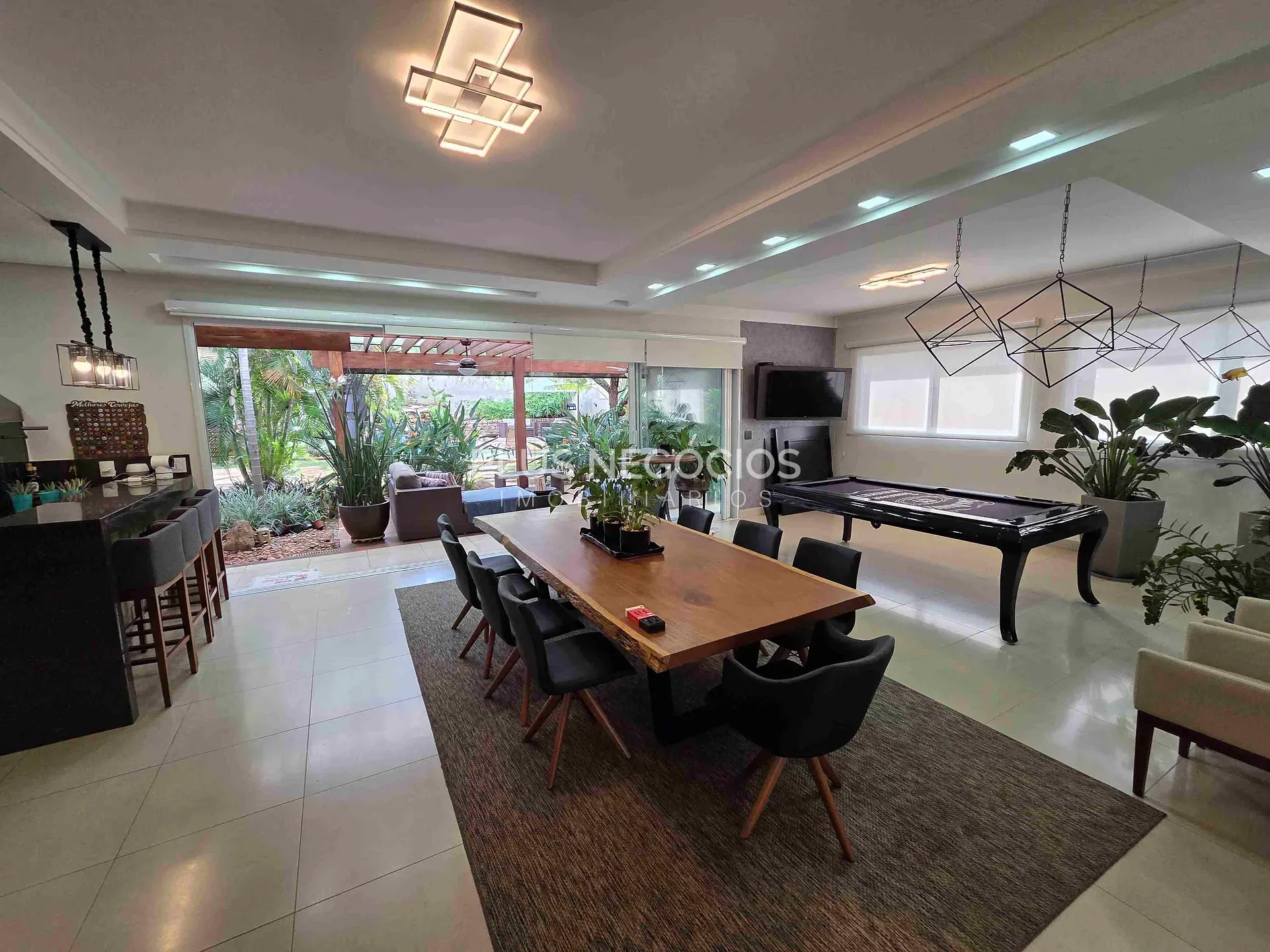 Casa, 3 quartos, 360 m² - Foto 23