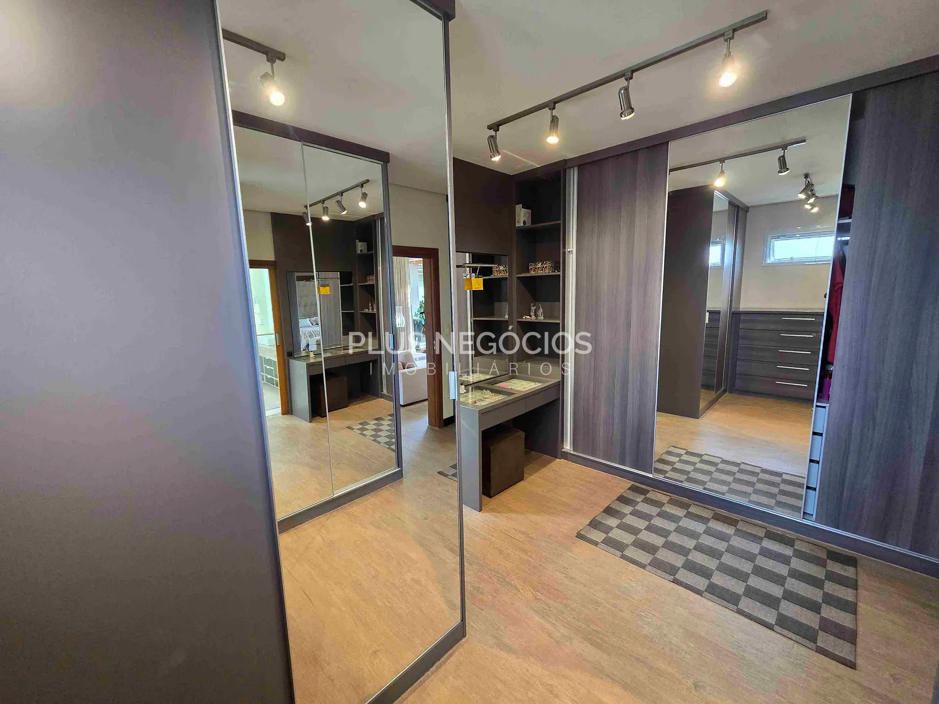 Casa, 3 quartos, 360 m² - Foto 74