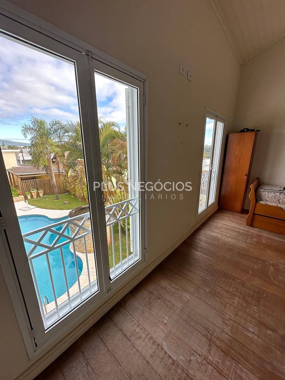 Casa à venda e aluguel com 5 quartos, 482m² - Foto 12