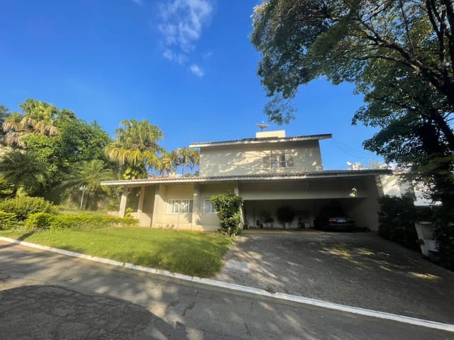 Casa com 936m² 4 quartos e 6 banheiros, à venda, no bairro Alphaville em Santana de Parnaíba