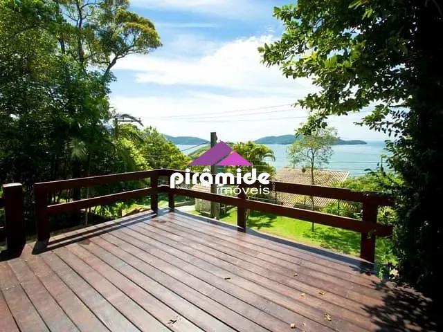 Casa com 490m² 4 quartos e 2 banheiros, à venda, no bairro Massaguaçu em Caraguatatuba