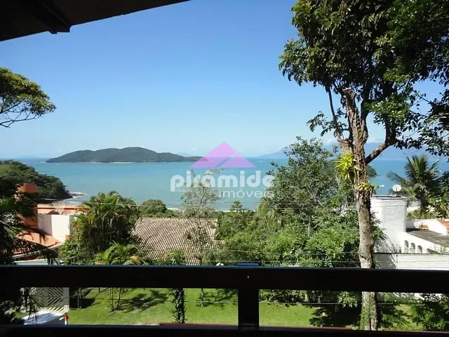 Casa com 490m² 4 quartos e 2 banheiros, à venda, no bairro Massaguaçu em Caraguatatuba