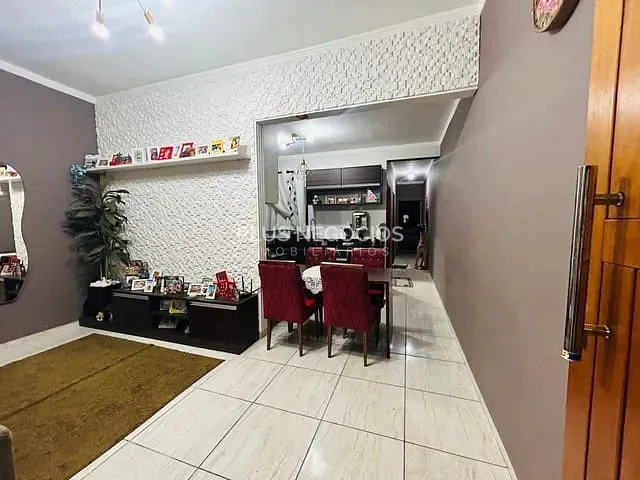 Casa com 125m² 2 quartos e 2 banheiros, à venda, no bairro Parque São Bento em Sorocaba