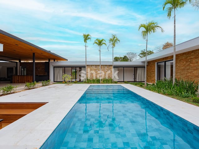 Casa com 2900m² 6 quartos e 9 banheiros, à venda ou para alugar, no bairro Condomínio Terras de São José em Itu