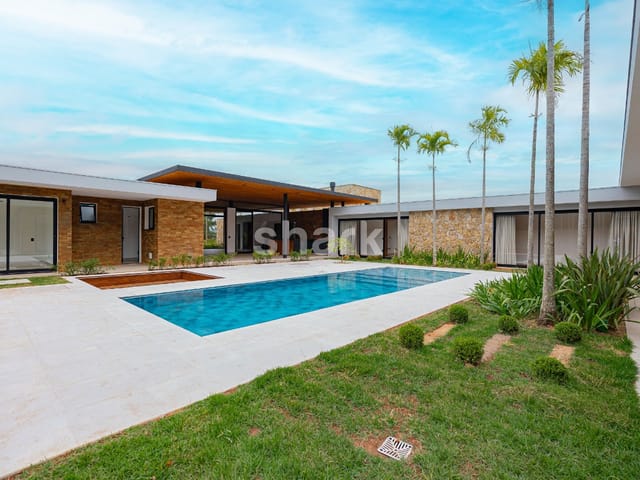 Casa com 2900m² 6 quartos e 9 banheiros, à venda ou para alugar, no bairro Condomínio Terras de São José em Itu