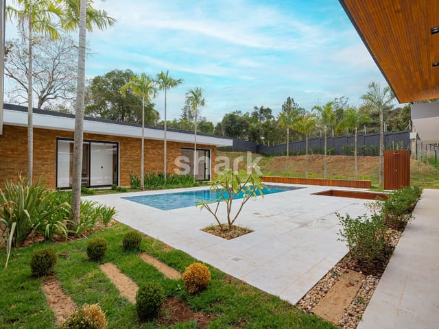 Casa com 2900m² 6 quartos e 9 banheiros, à venda ou para alugar, no bairro Condomínio Terras de São José em Itu
