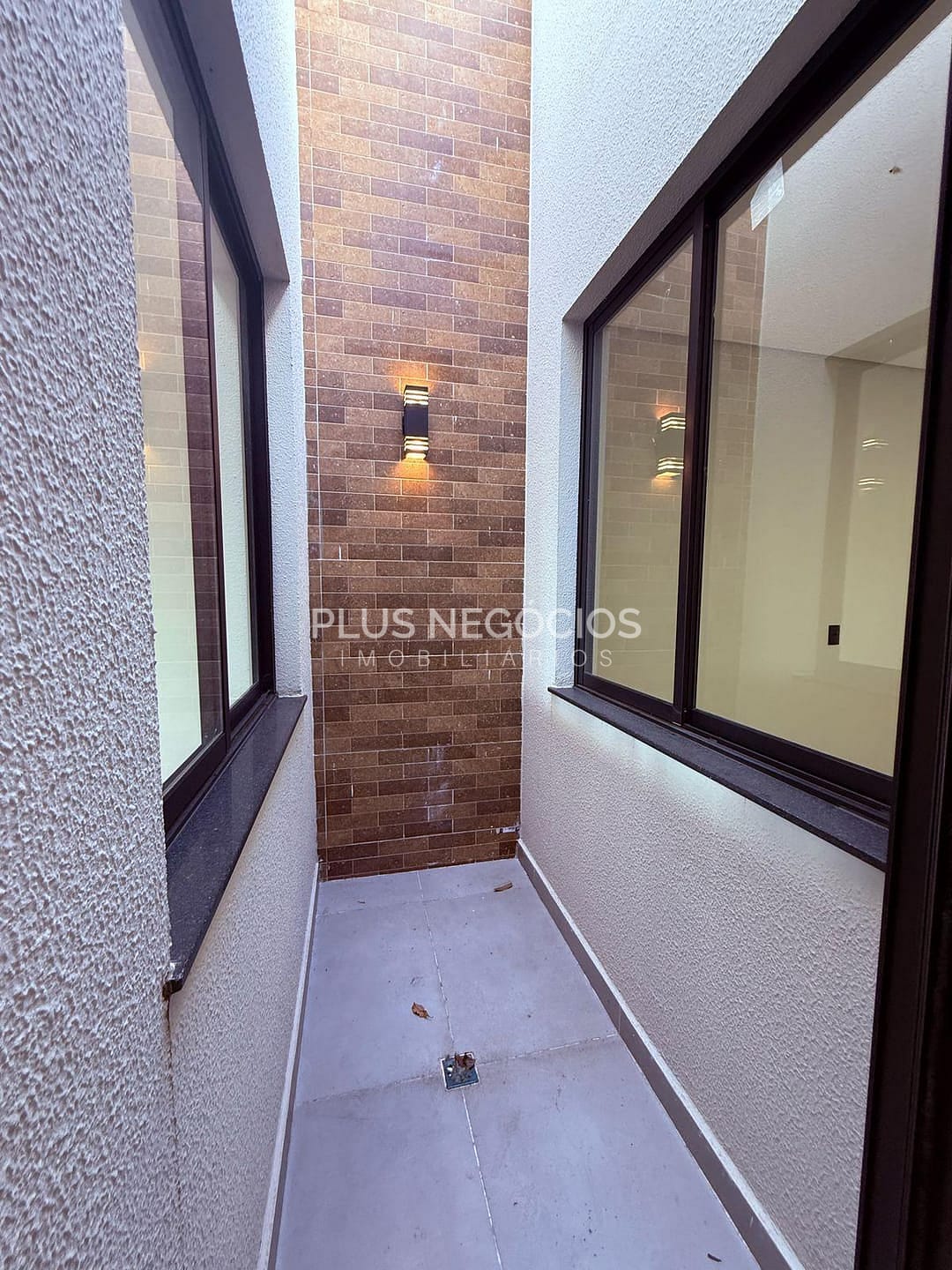 Casa à venda com 3 quartos, 160m² - Foto 8