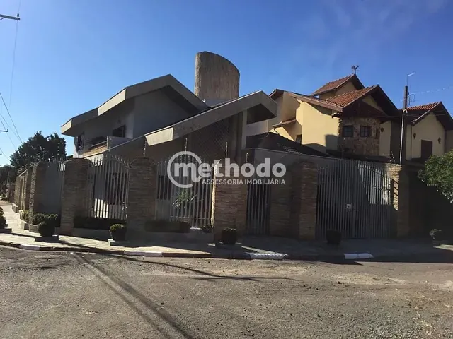 Casa com 400m² 4 quartos e 6 banheiros, à venda, no bairro Jardim Chapadão em Campinas