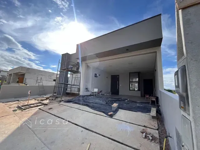 Casa com 250m² 3 quartos e 2 banheiros, à venda, no bairro Residencial Colinas. em Caçapava
