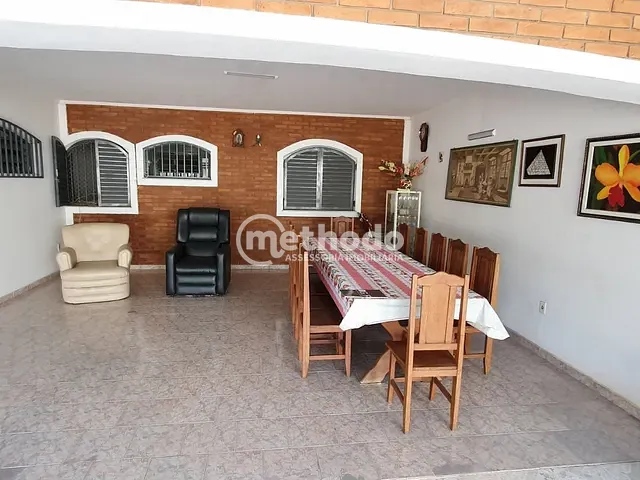 Casa com 624m² 3 quartos e 2 banheiros, à venda, no bairro Jardim Nova Europa em Campinas