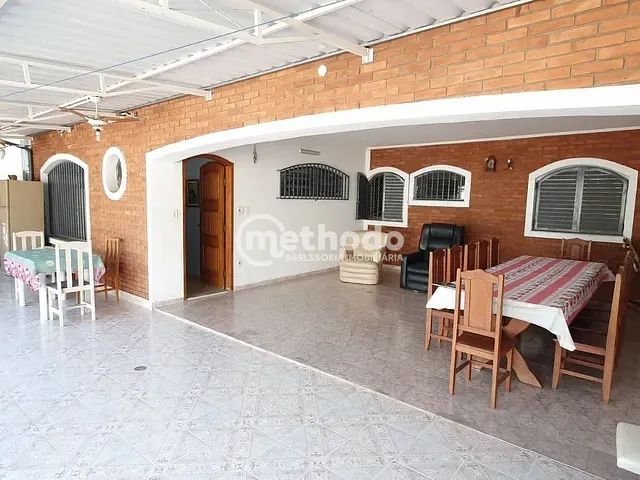 Casa com 624m² 3 quartos e 2 banheiros, à venda, no bairro Jardim Nova Europa em Campinas