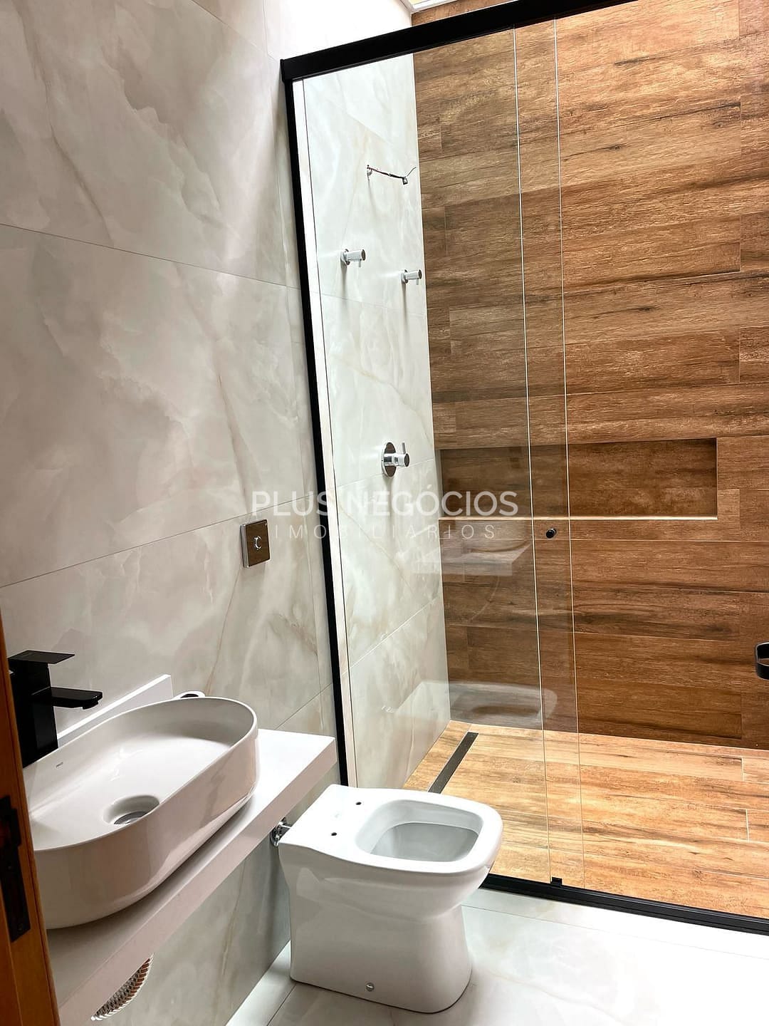 Casa à venda com 3 quartos, 177m² - Foto 4