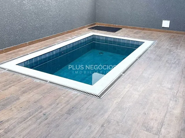 Casa com 250m² 3 quartos e 2 banheiros, à venda, no bairro Chácaras Reunidas São Jorge em Sorocaba