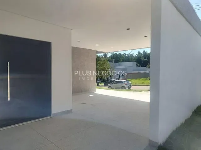 Casa com 1028m² 3 quartos e 4 banheiros, à venda, no bairro Jardim Novo Mundo em Sorocaba