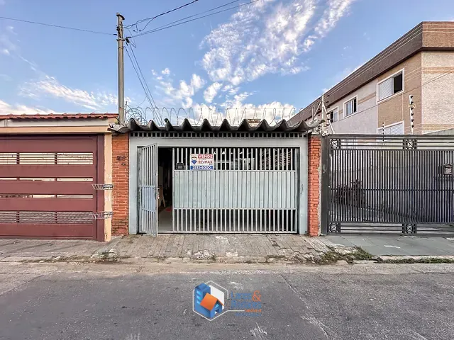 Casa com 240m² 3 quartos e 1 banheiro, à venda, no bairro Vila Mazzei em São Paulo