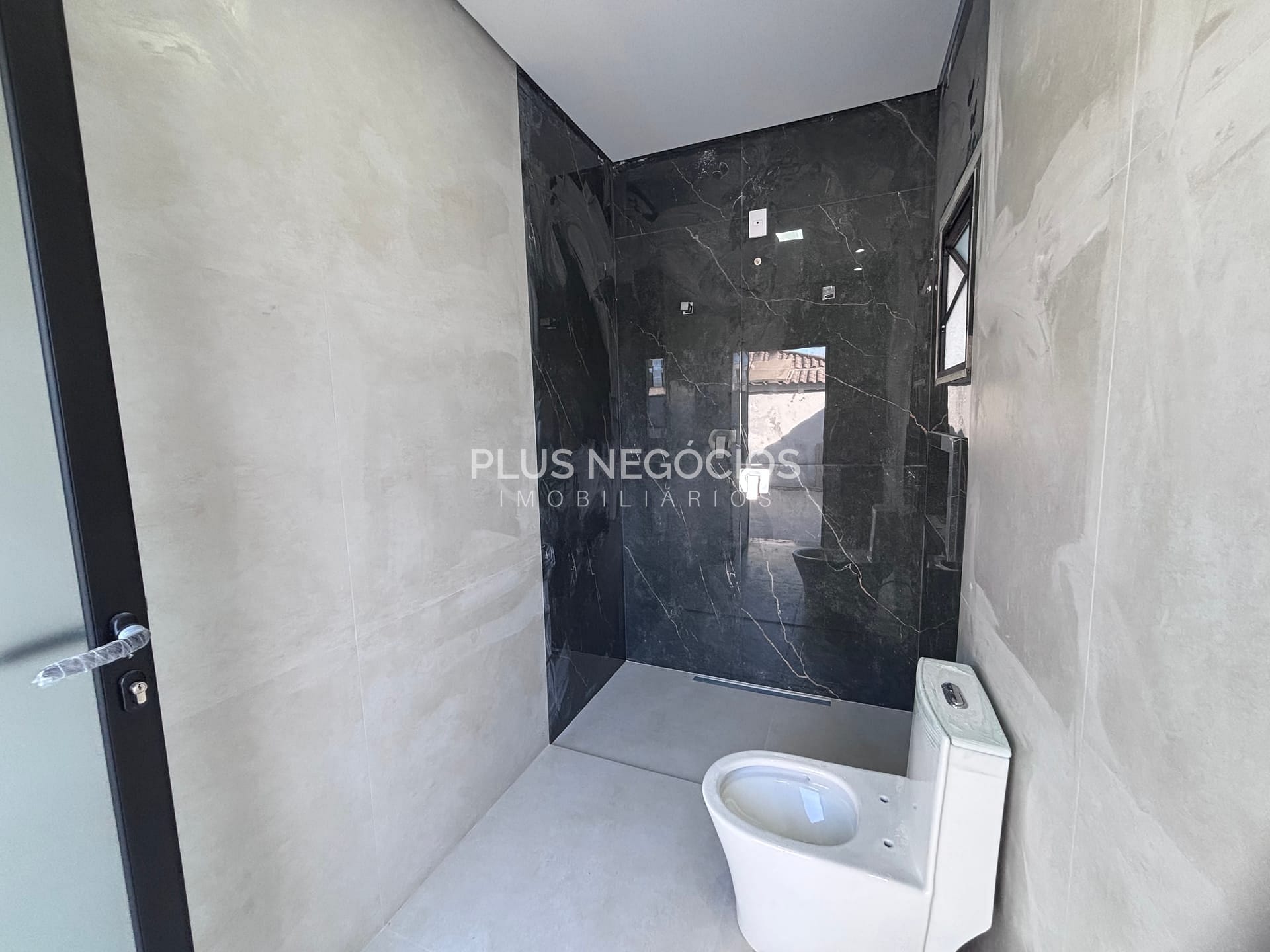 Casa à venda com 3 quartos, 310m² - Foto 33