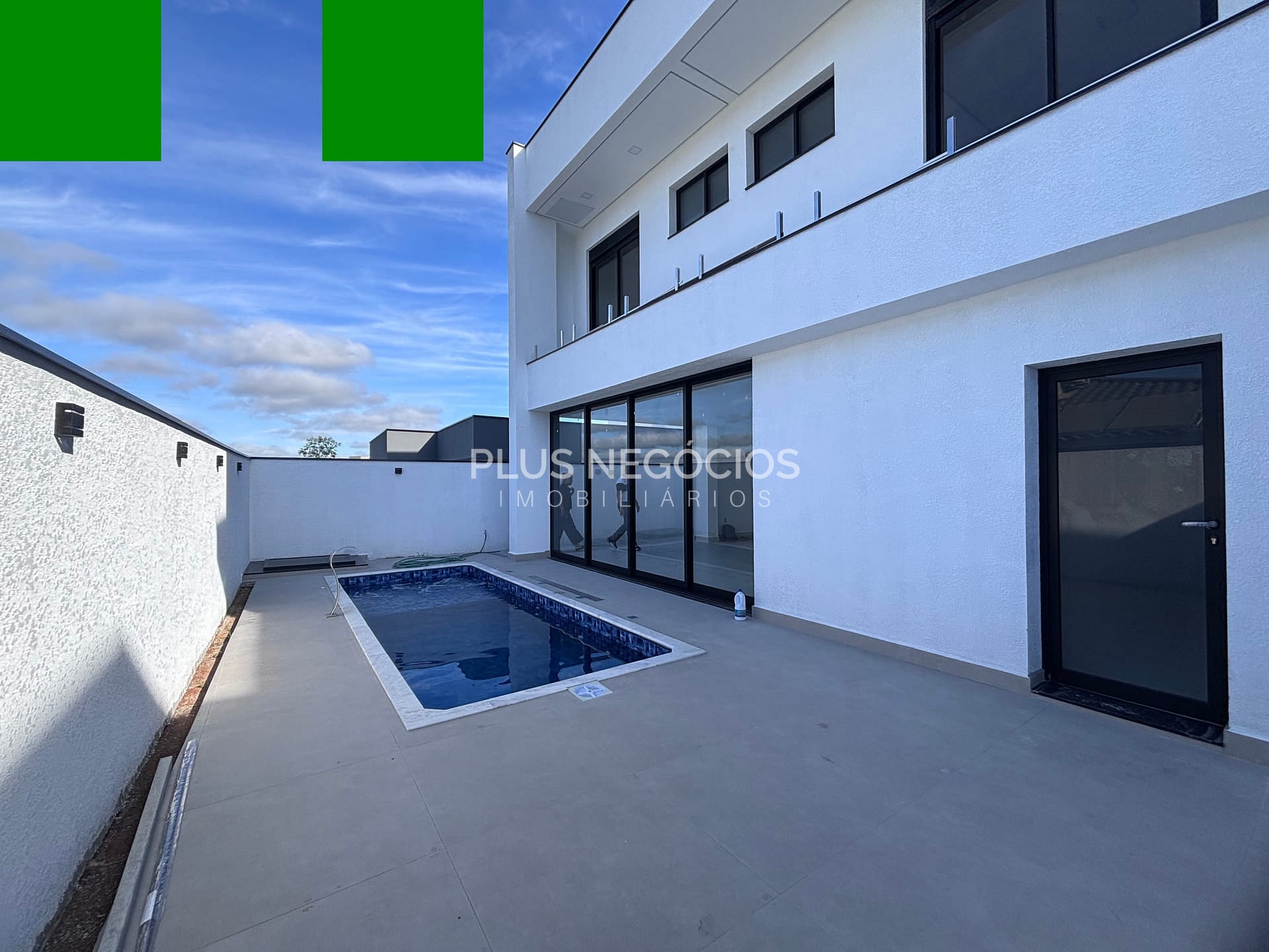 Casa à venda com 3 quartos, 310m² - Foto 4