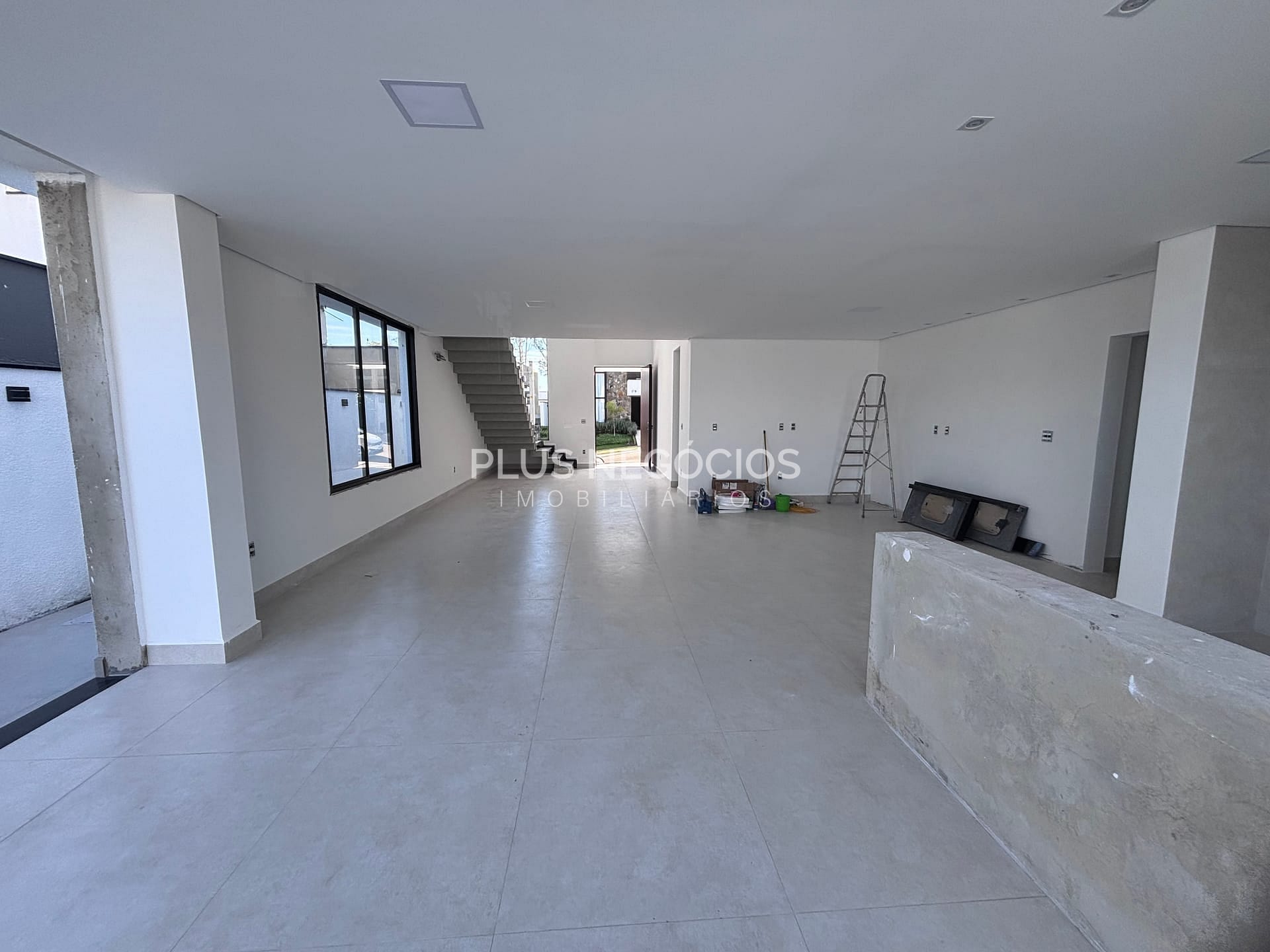 Casa à venda com 3 quartos, 310m² - Foto 14