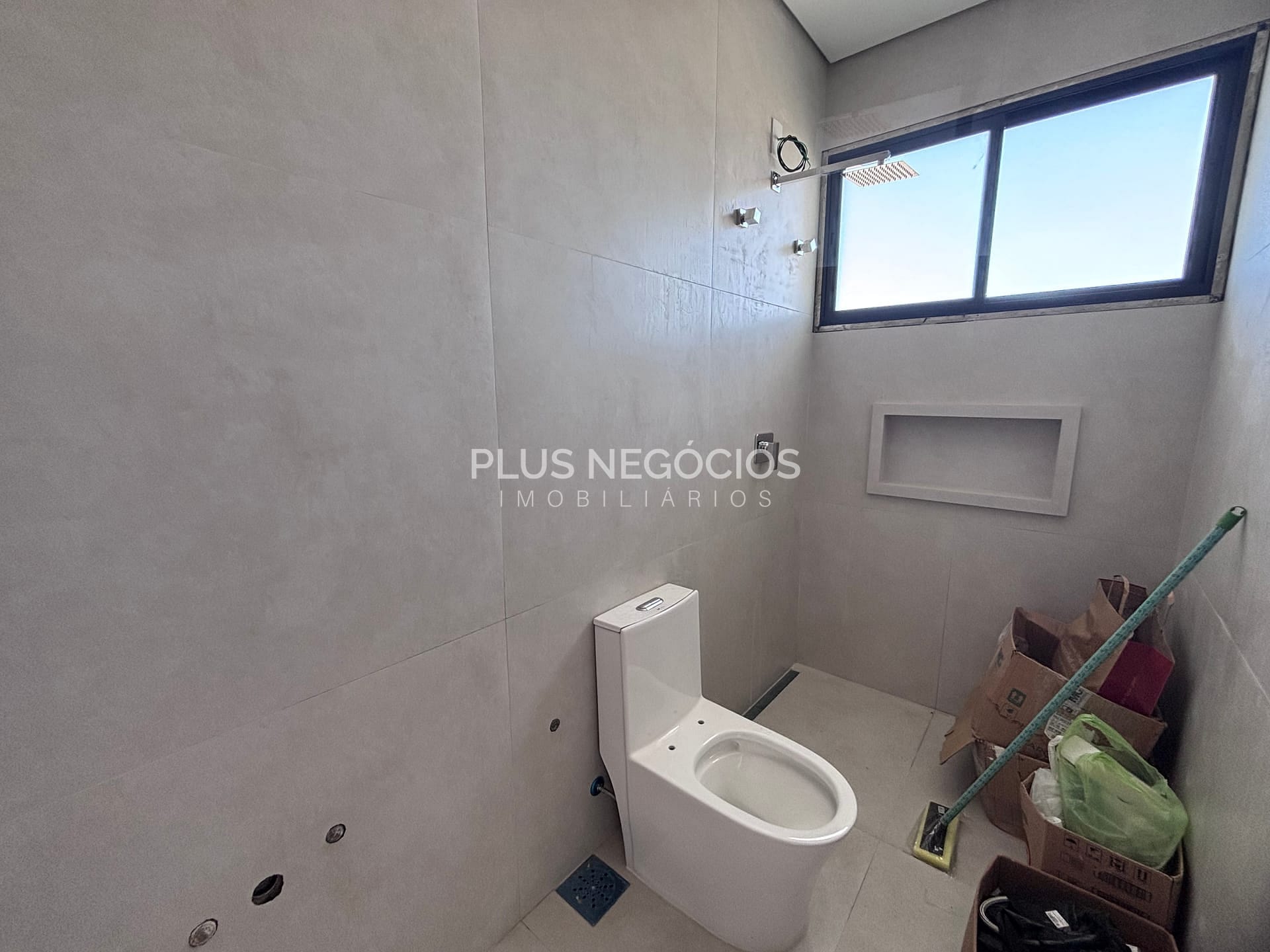 Casa à venda com 3 quartos, 310m² - Foto 42