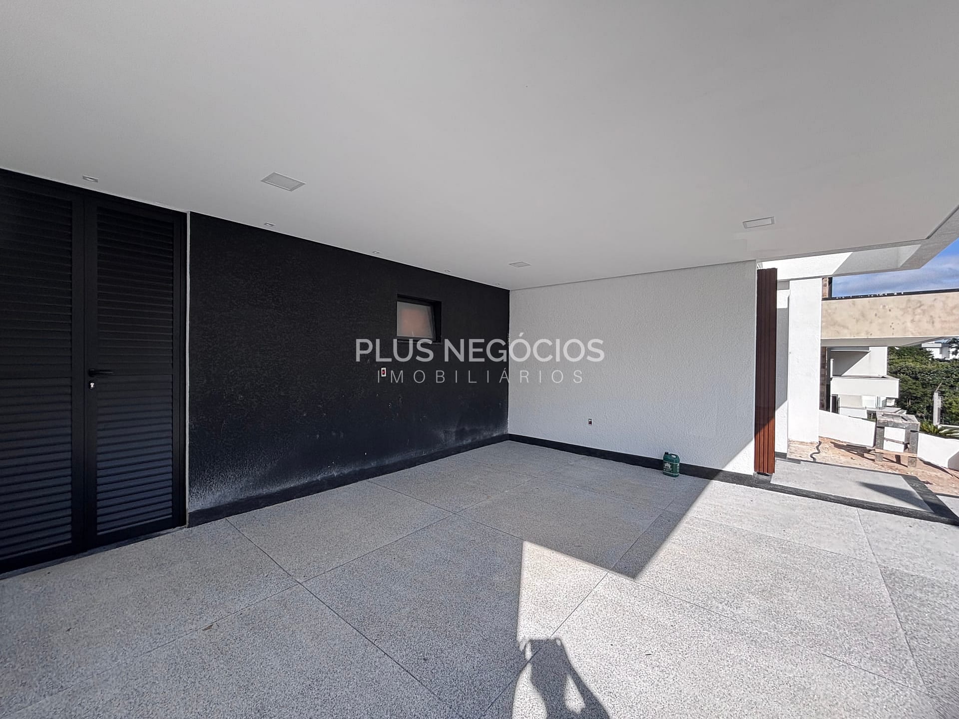 Casa à venda com 3 quartos, 310m² - Foto 26