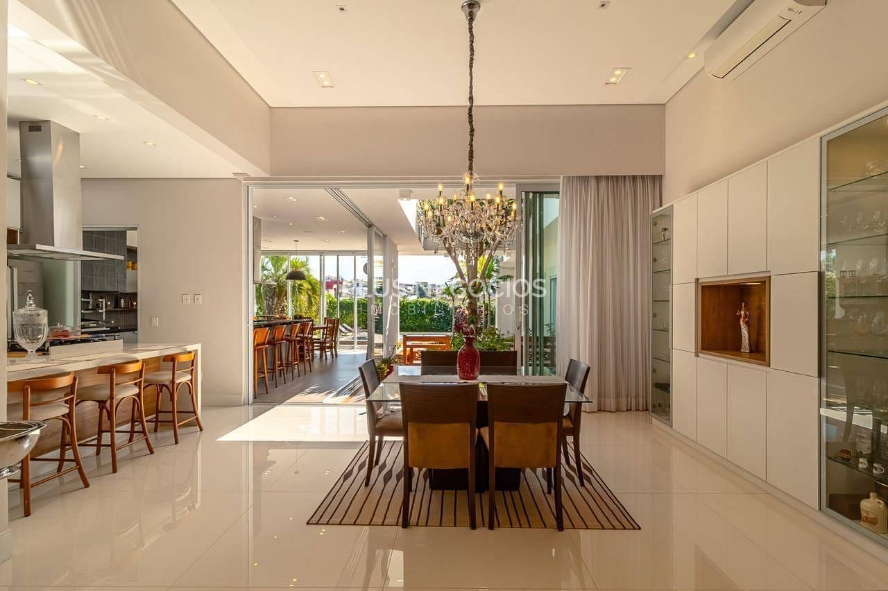 Casa, 4 quartos, 349 m² - Foto 6