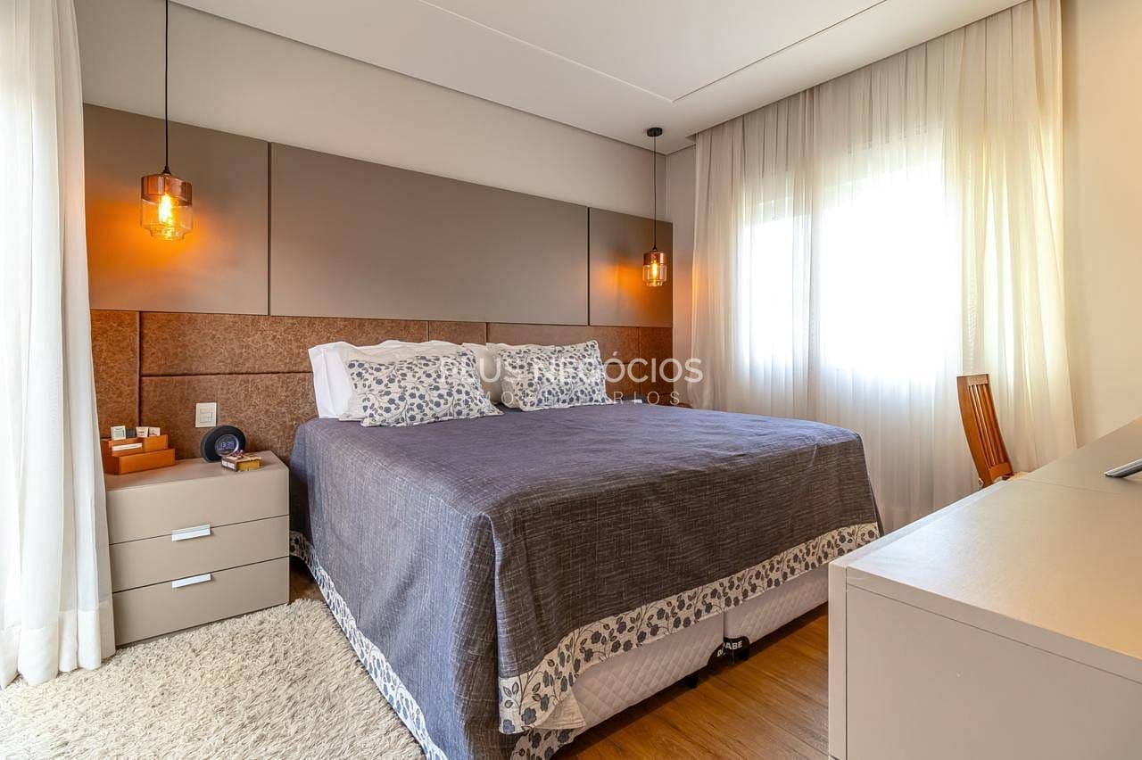 Casa, 4 quartos, 349 m² - Foto 12