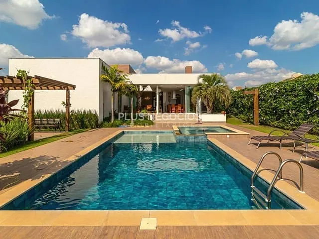Casa com 1000m² 4 quartos e 6 banheiros, à venda, no bairro Rio Verde em Araçoiaba da Serra
