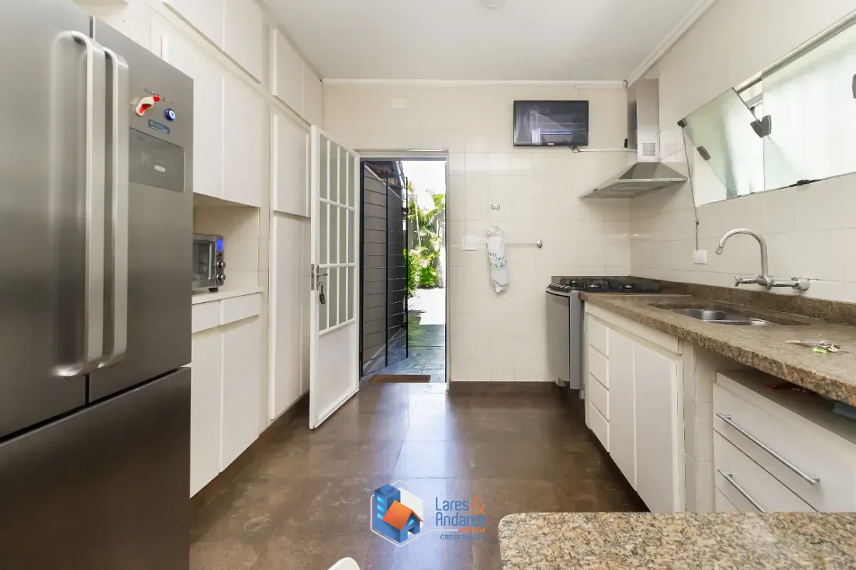 Casa, 4 quartos, 300 m² - Foto 34