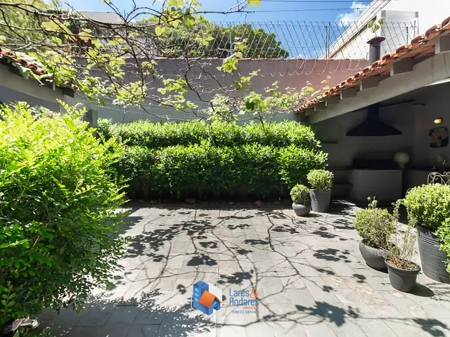 Casa com 350m² 4 quartos e 4 banheiros, à venda, no bairro Jardim Paulistano em São Paulo