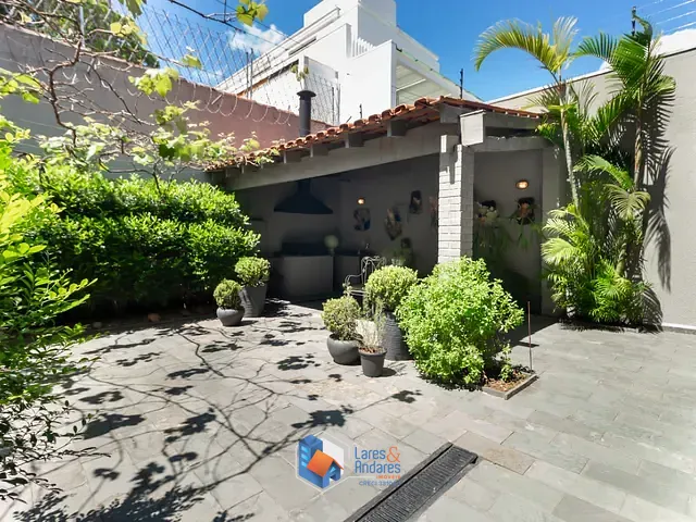 Casa com 350m² 4 quartos e 4 banheiros, à venda, no bairro Jardim Paulistano em São Paulo