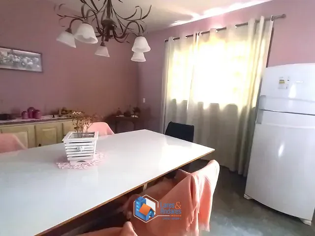 Casa com 720m² 3 quartos e 4 banheiros, à venda, no bairro Lageadinho em Ibiúna