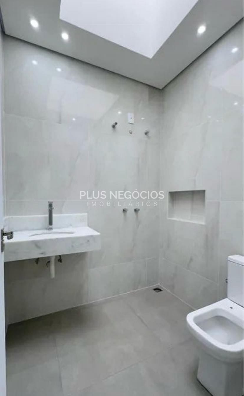 Casa à venda e aluguel com 3 quartos, 137m² - Foto 9
