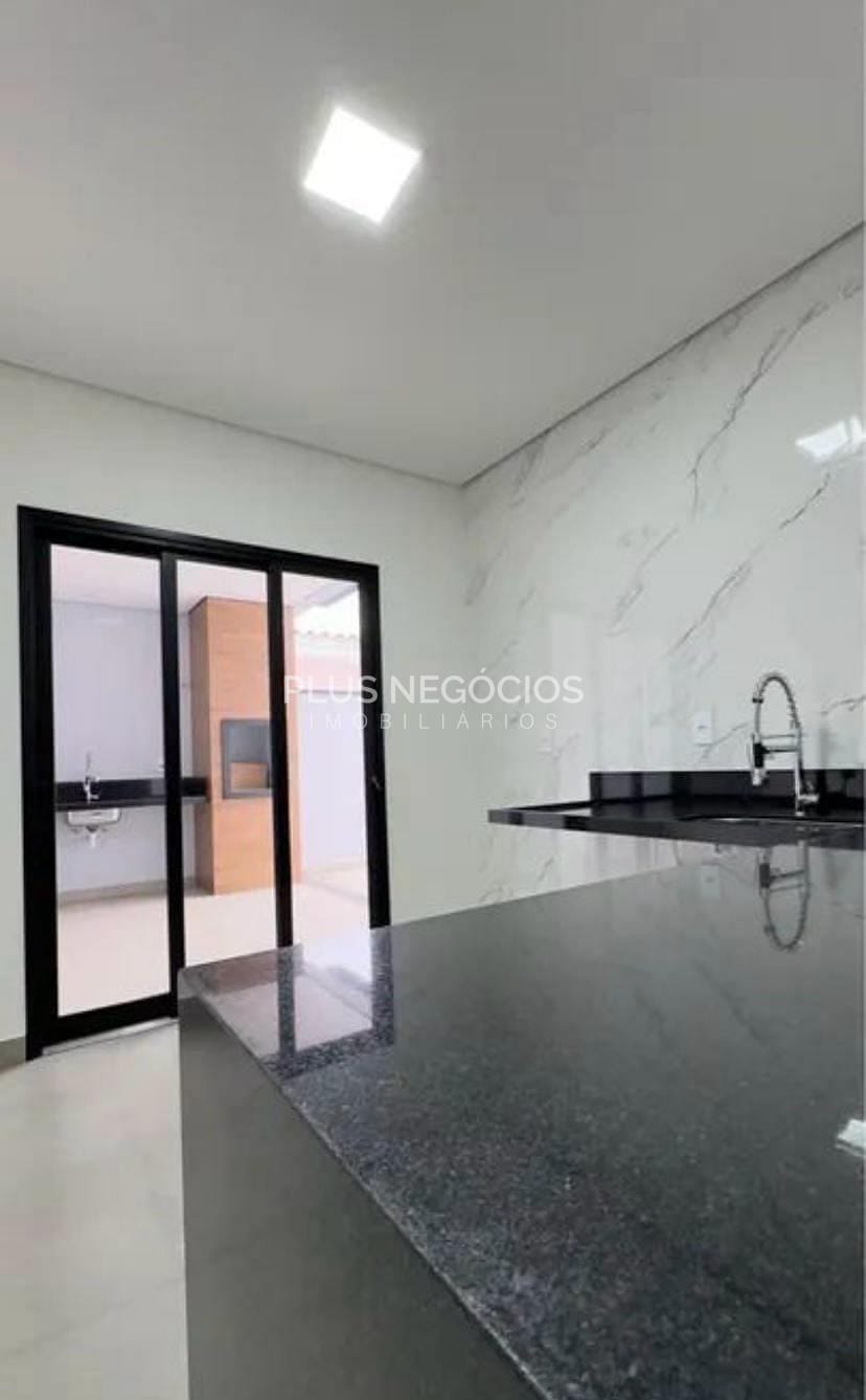 Casa à venda e aluguel com 3 quartos, 137m² - Foto 10