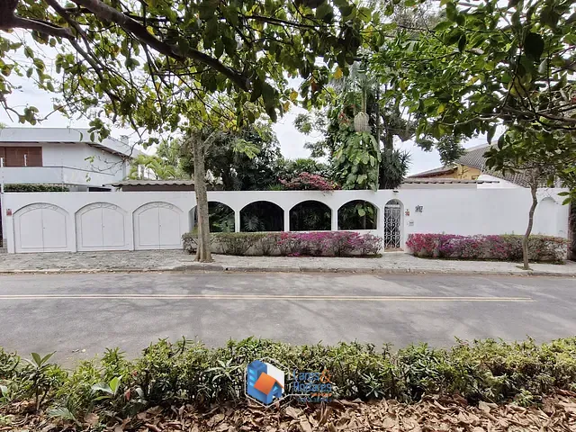 Casa com 751m² 4 quartos e 5 banheiros, à venda, no bairro Jardim Guedala em São Paulo
