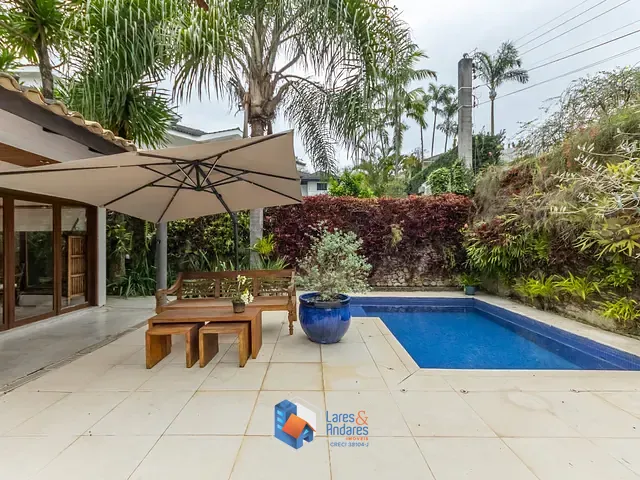 Casa com 650m² 5 quartos e 5 banheiros, à venda, no bairro Jardim Vitória Régia em São Paulo