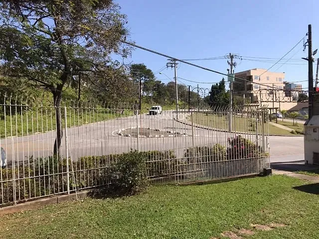 Casa com 733m² 2 quartos e 3 banheiros, à venda, no bairro Parque Campolim em Sorocaba