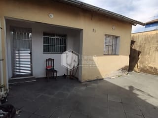 Foto do Casa-Casa tipo para venda em Jardim Dom José com 2 quartos, 171m²
