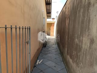 Foto do Casa-Casa tipo para venda em Jardim Dom José com 2 quartos, 171m²