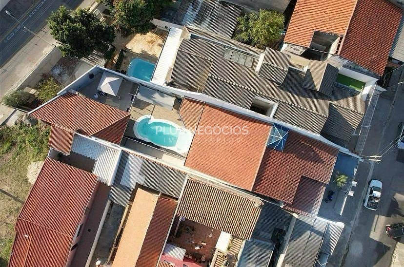 Casa à venda com 3 quartos, 180m² - Foto 11