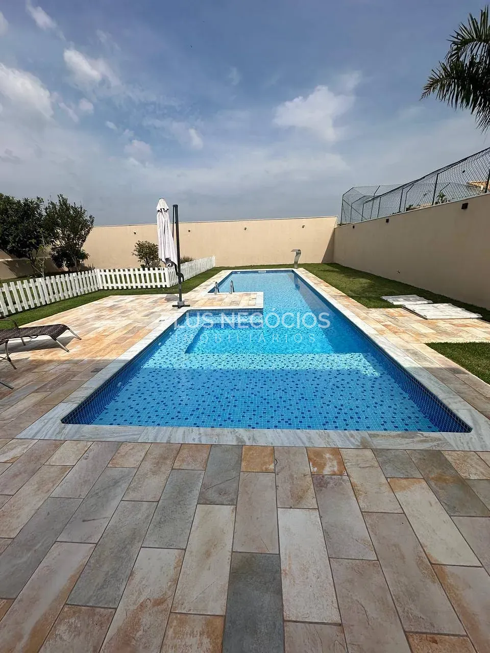 Casa, 3 quartos, 414 m² - Foto 1