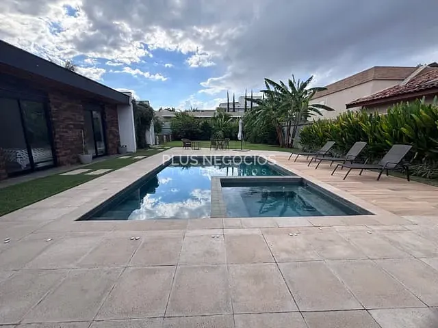 Casa com 1068m² 4 quartos e 5 banheiros, à venda, no bairro Parque Reserva Fazenda Imperial em Sorocaba