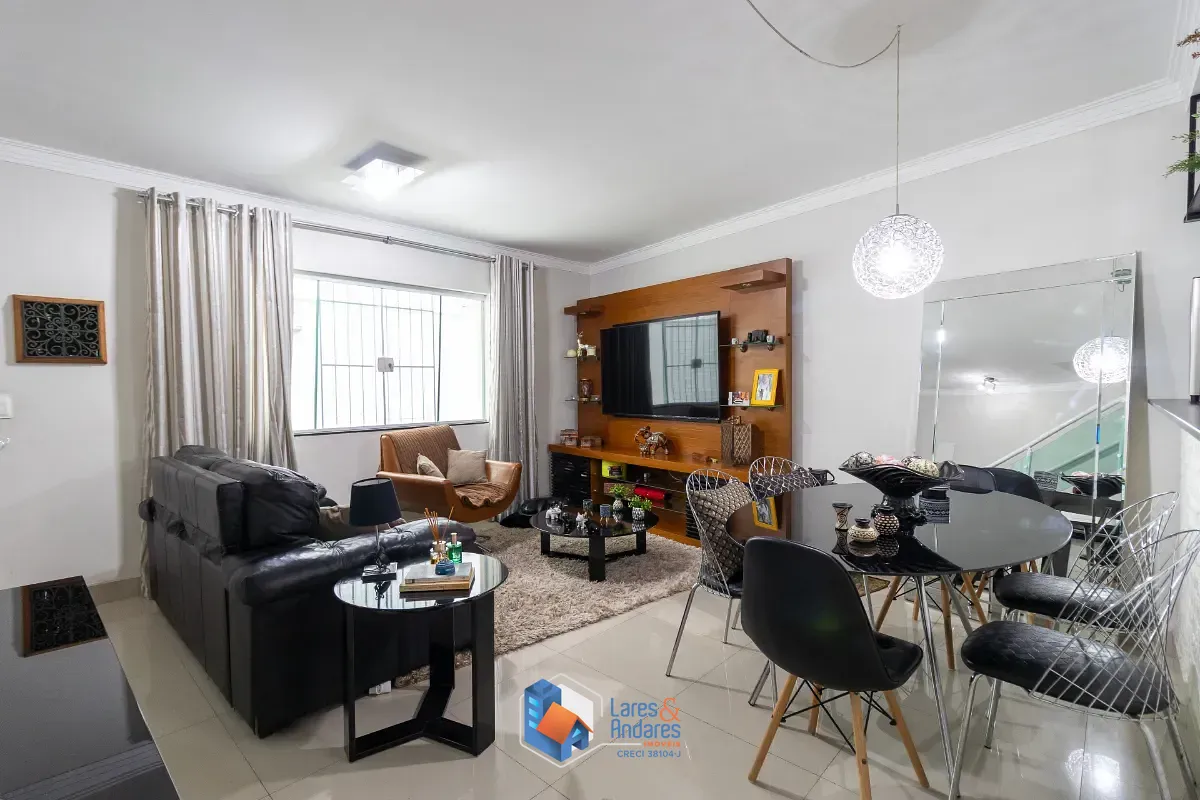 Casa, 3 quartos, 142 m² - Foto 1