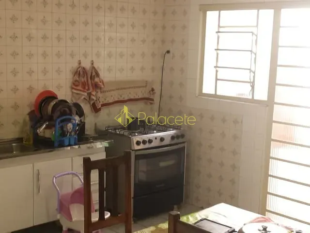 Casa com 125m² 2 quartos e 1 banheiro, à venda, no bairro Jardim Rosely em Pindamonhangaba