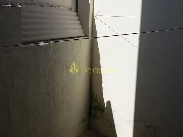 Casa com 125m² 2 quartos e 1 banheiro, à venda, no bairro Jardim Rosely em Pindamonhangaba