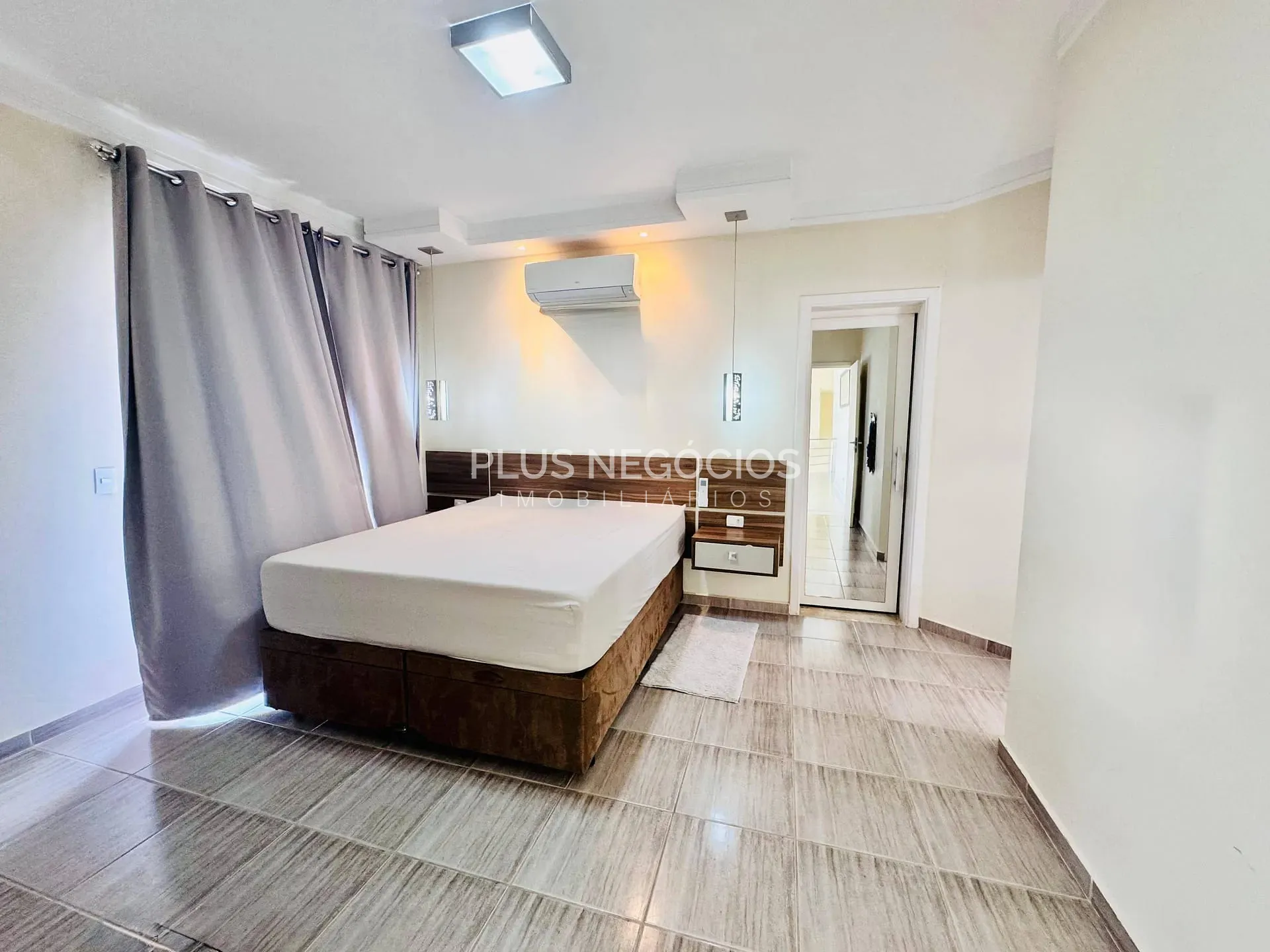 Casa, 4 quartos, 266 m² - Foto 33
