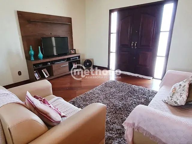 Casa com 300m² 3 quartos e 4 banheiros, à venda, no bairro Parque da Figueira em Campinas