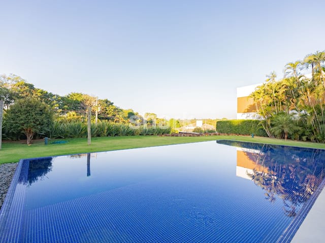 Casa com 2100m² 4 quartos e 6 banheiros, à venda, no bairro Condomínio Terras de São José em Itu